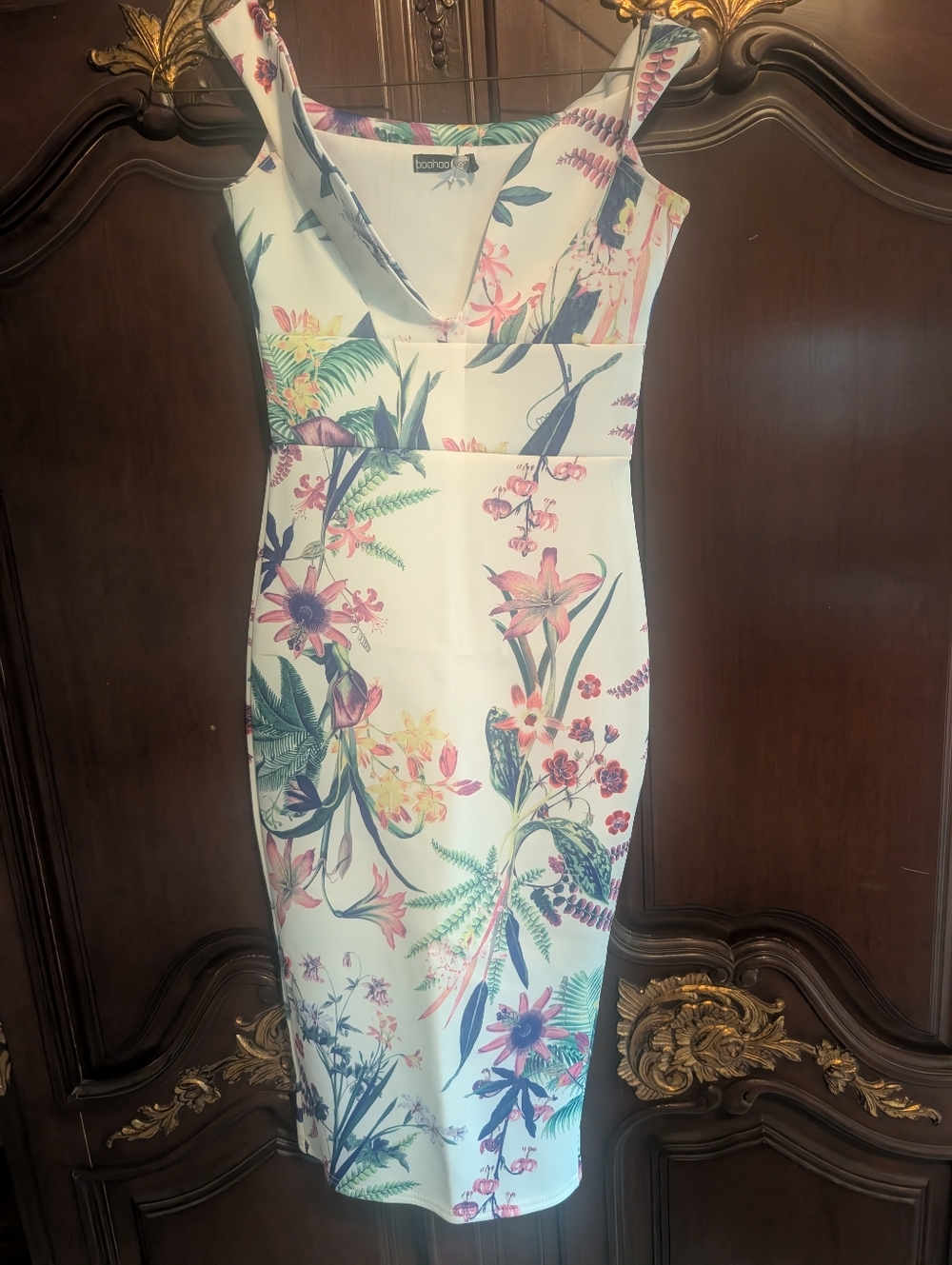 Boohoo Bodycon Floral Botanical Dress 4